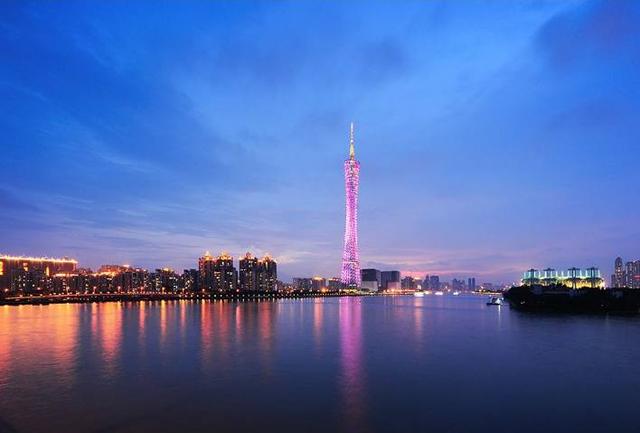 珠江之畔，探寻广东千年韵味与活力